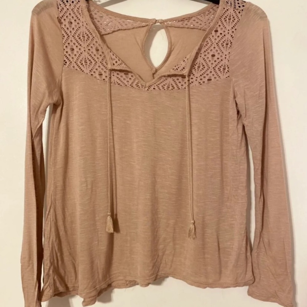 Brown ling sleeve shirt